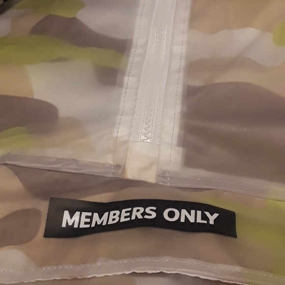 Sold...Members Only lime green camo jacket - Picture 3 of 5